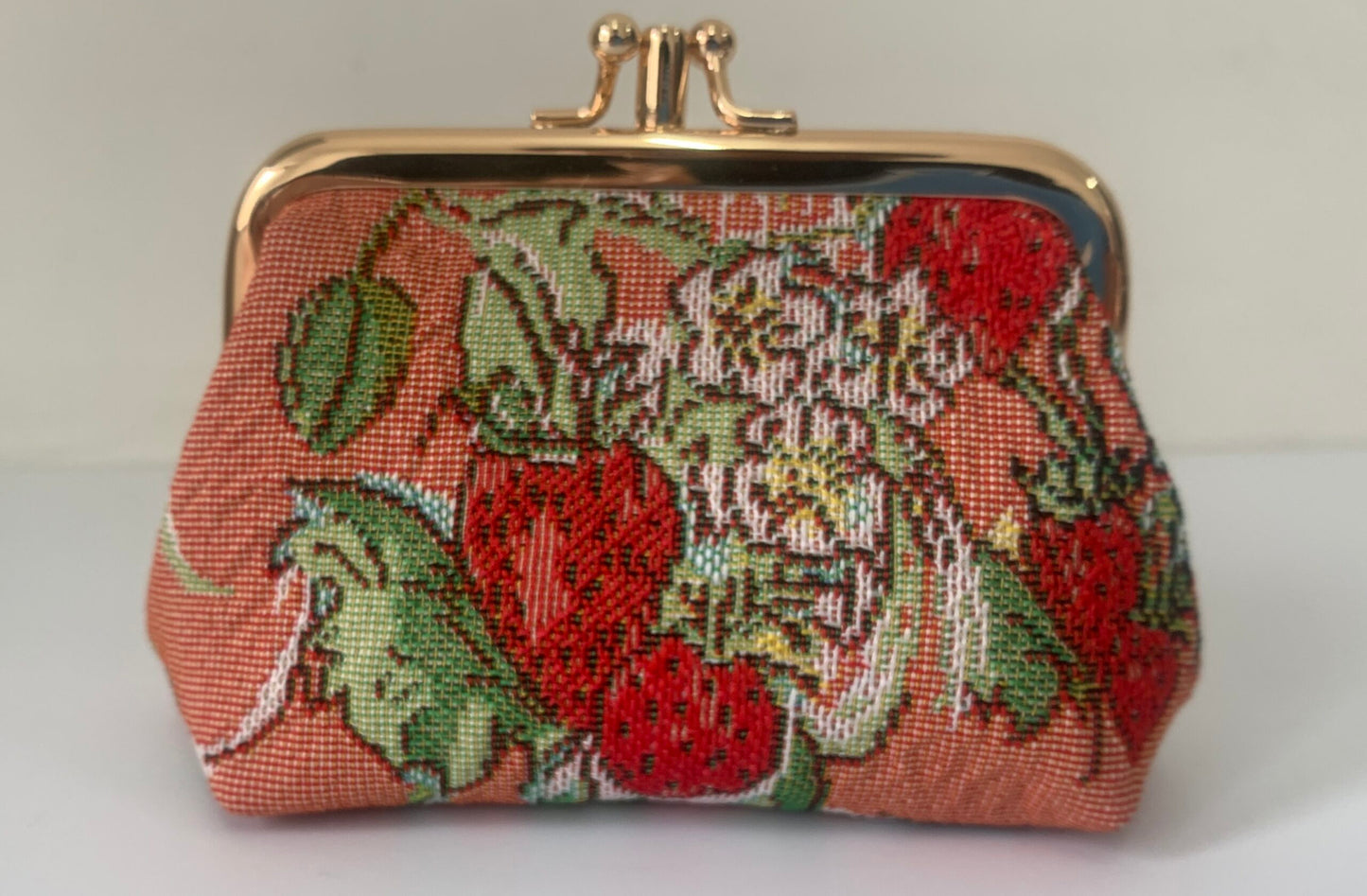 Wild Strawberry Frame Purse